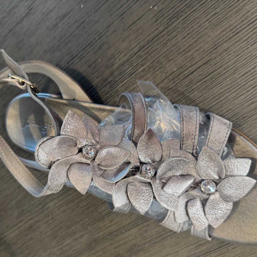 Paul Green Vintage Silver and Crystal Sandals Size 10 - Picture 2 of 7